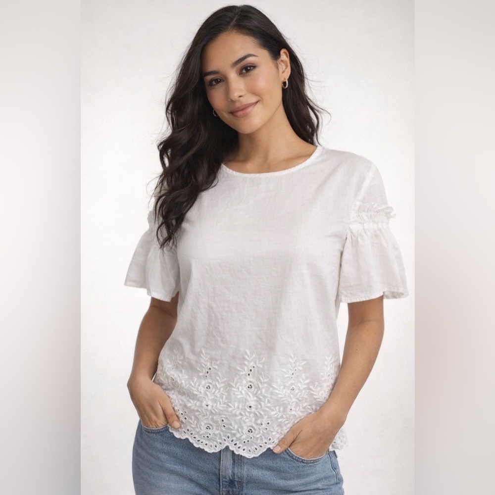 Lace Hem White Blouse (Petite Small) – Chic Casual Dressy Top